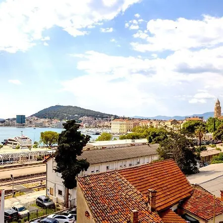 Olavia Rooftop Terrace & Seaview *