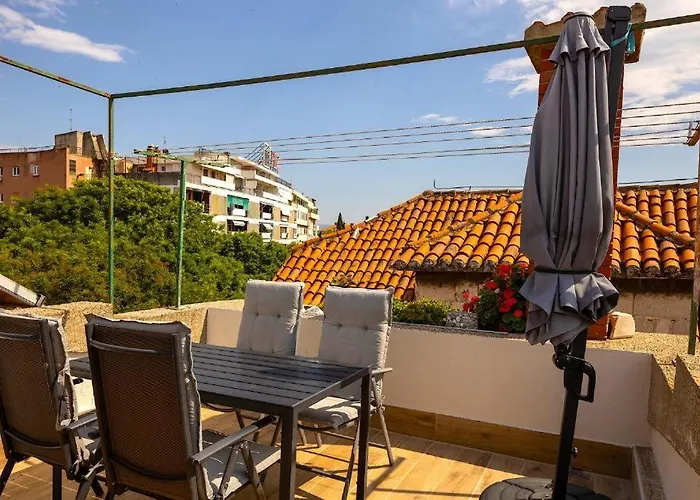 Olavia Rooftop Terrace & Seaview Split