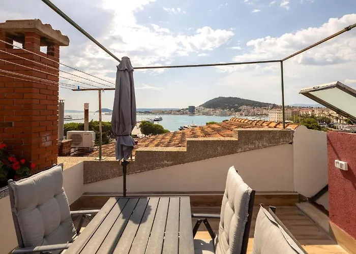 Olavia Rooftop Terrace & Seaview * Split